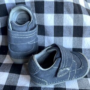 Stride rite kellan new 3 w boys shoes